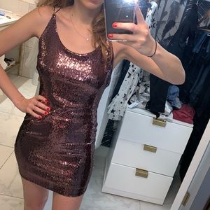 Bodycon sequin dress!